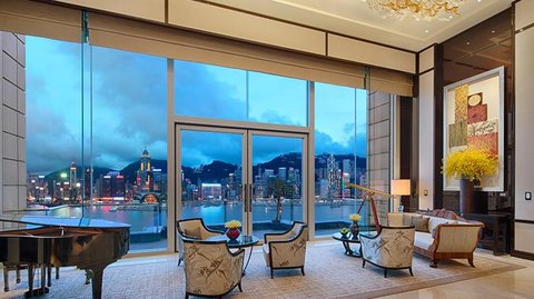 The Peninsula Suite