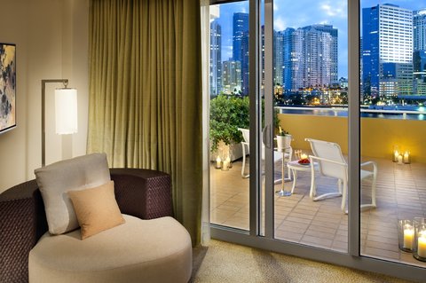 Deluxe Veranda
