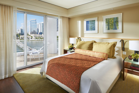 Skyline View Suite Bedroom