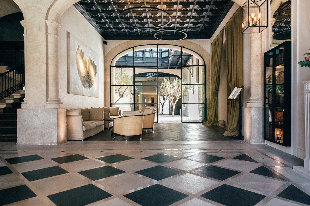Guest photo