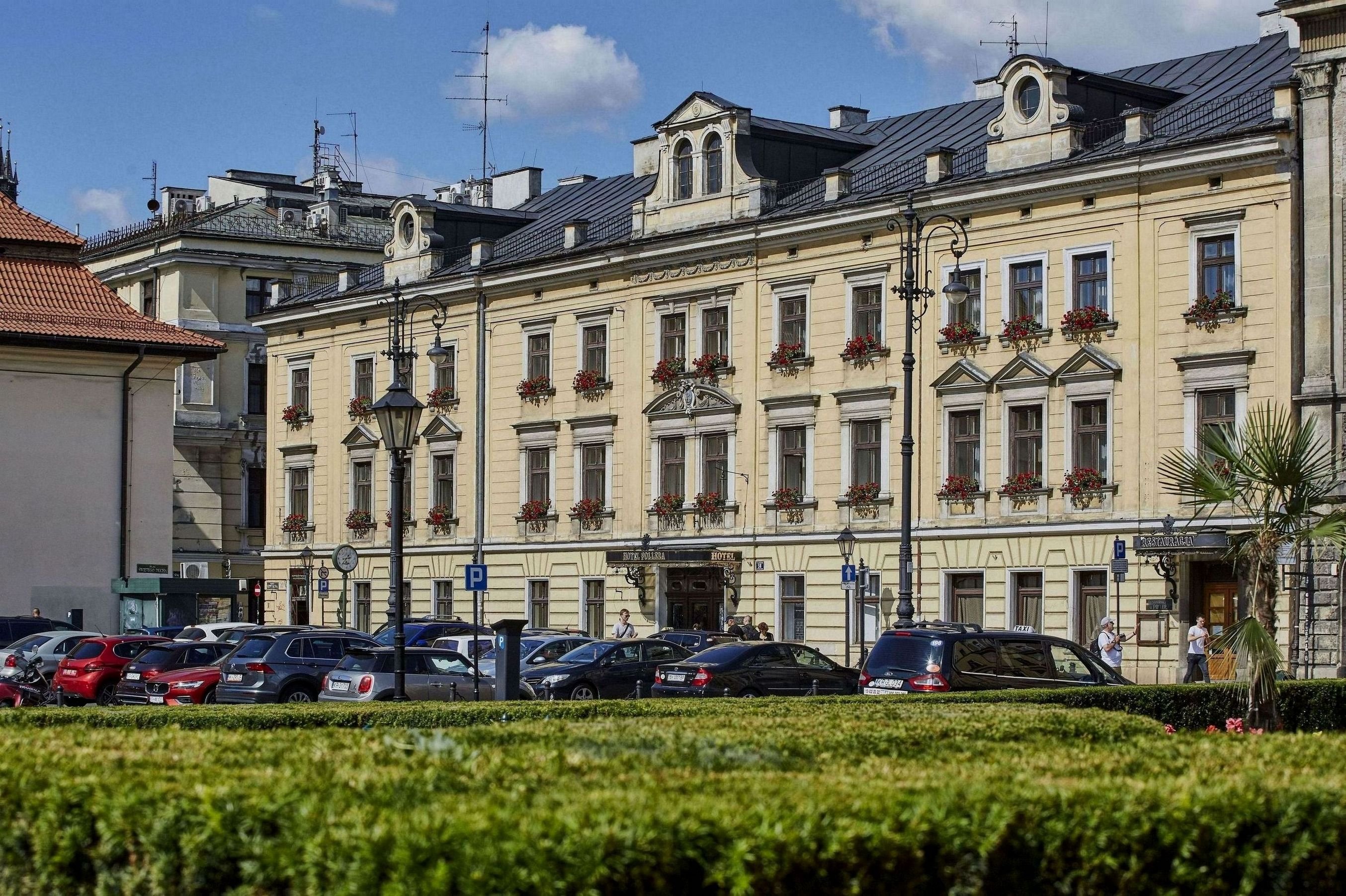 Pollera Hotel