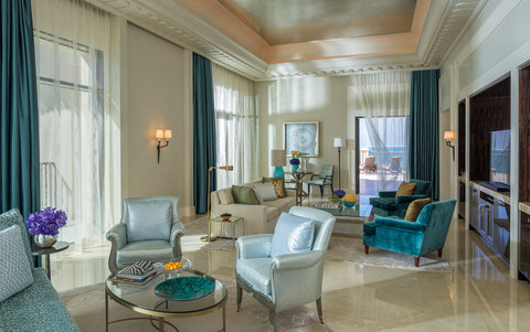 DJB_Presidential_Suite _Living_Room