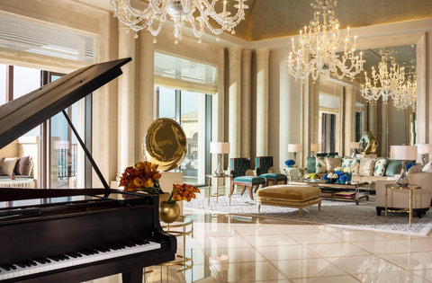 DJB_Royal Suite Living Room