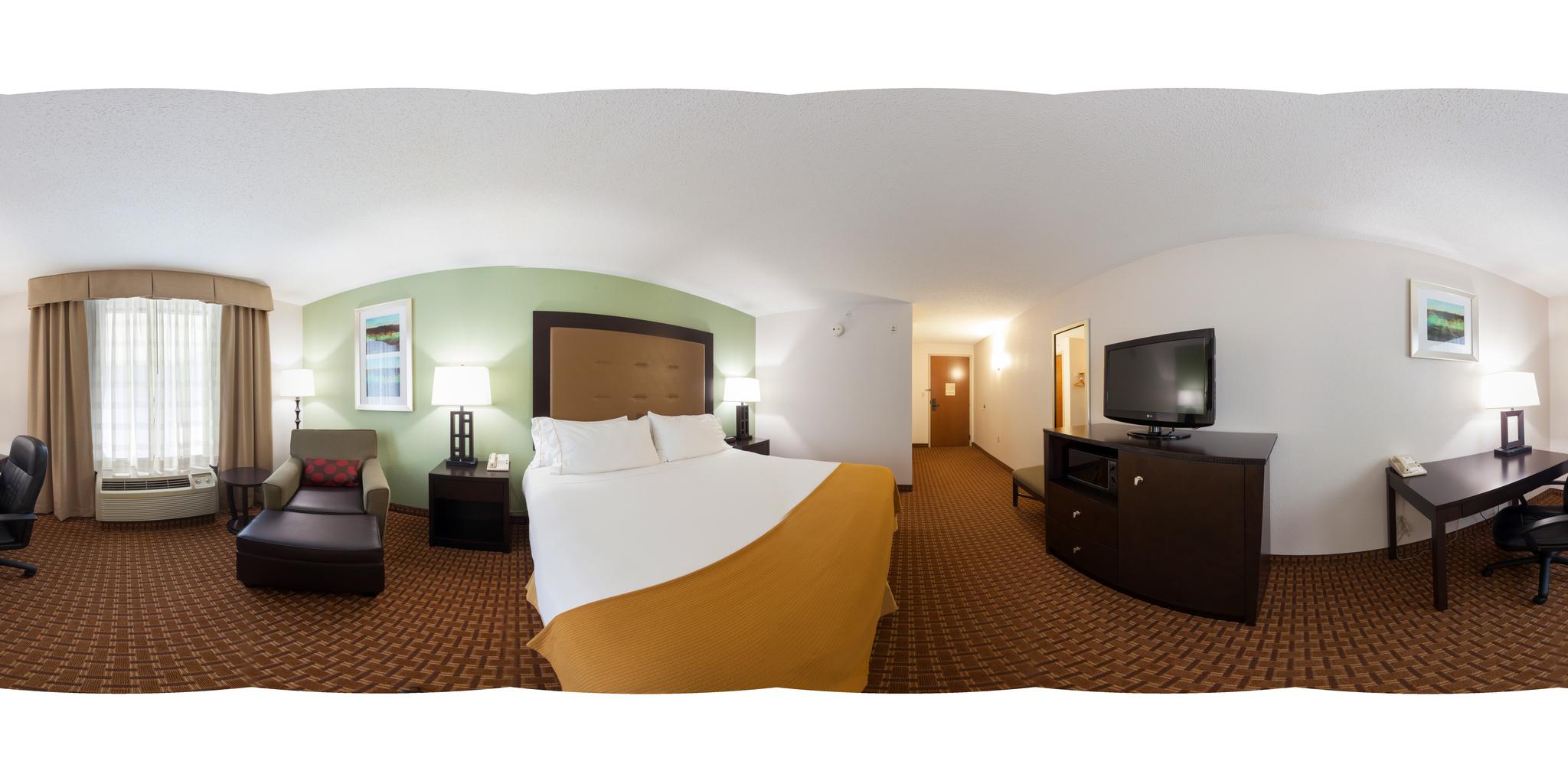 HOLIDAY INN EXP STE HARRINGTON