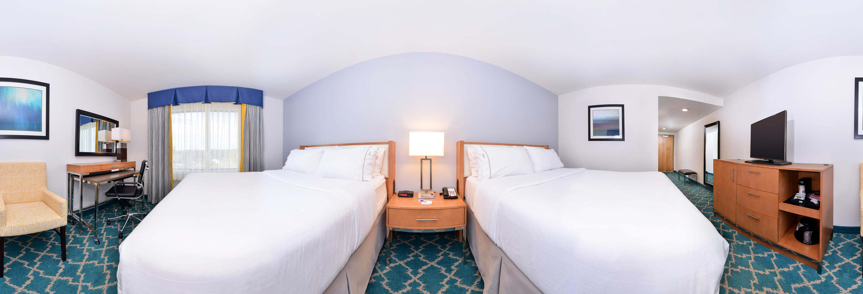 2 QUEEN BEDS NONSMOKING