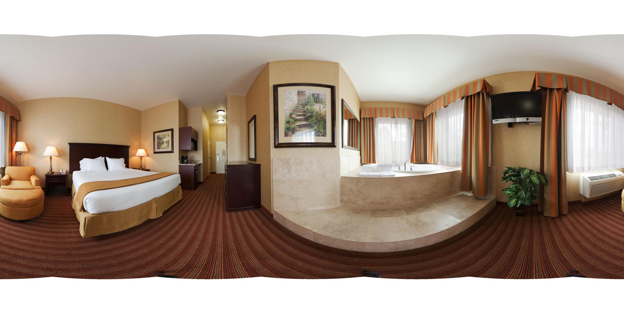 1 KING BED WITH WHIRLPOOL NONSMOKING