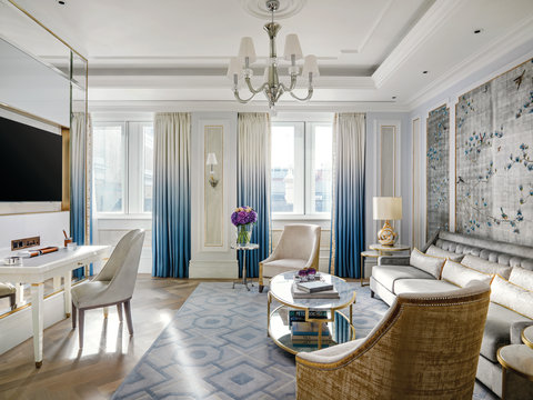 The Sterling Suite Master Bedroom Lounge