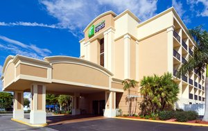 Holiday inn express near betty ford center #9