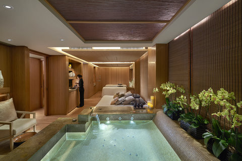 Sanctuary Suite at The Oriental Spa