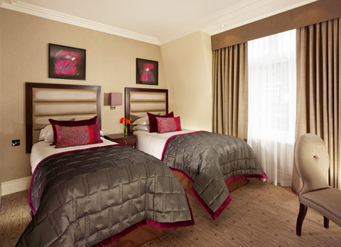 Taj 51 Buckingham Gate Minsters Deluxe 2 Bedroom