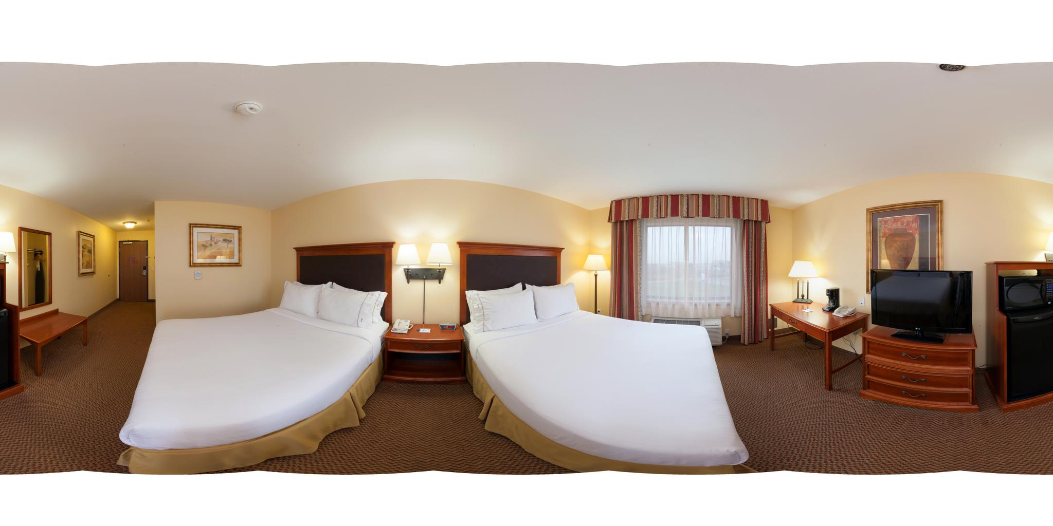 2 QUEEN BEDS NONSMOKING