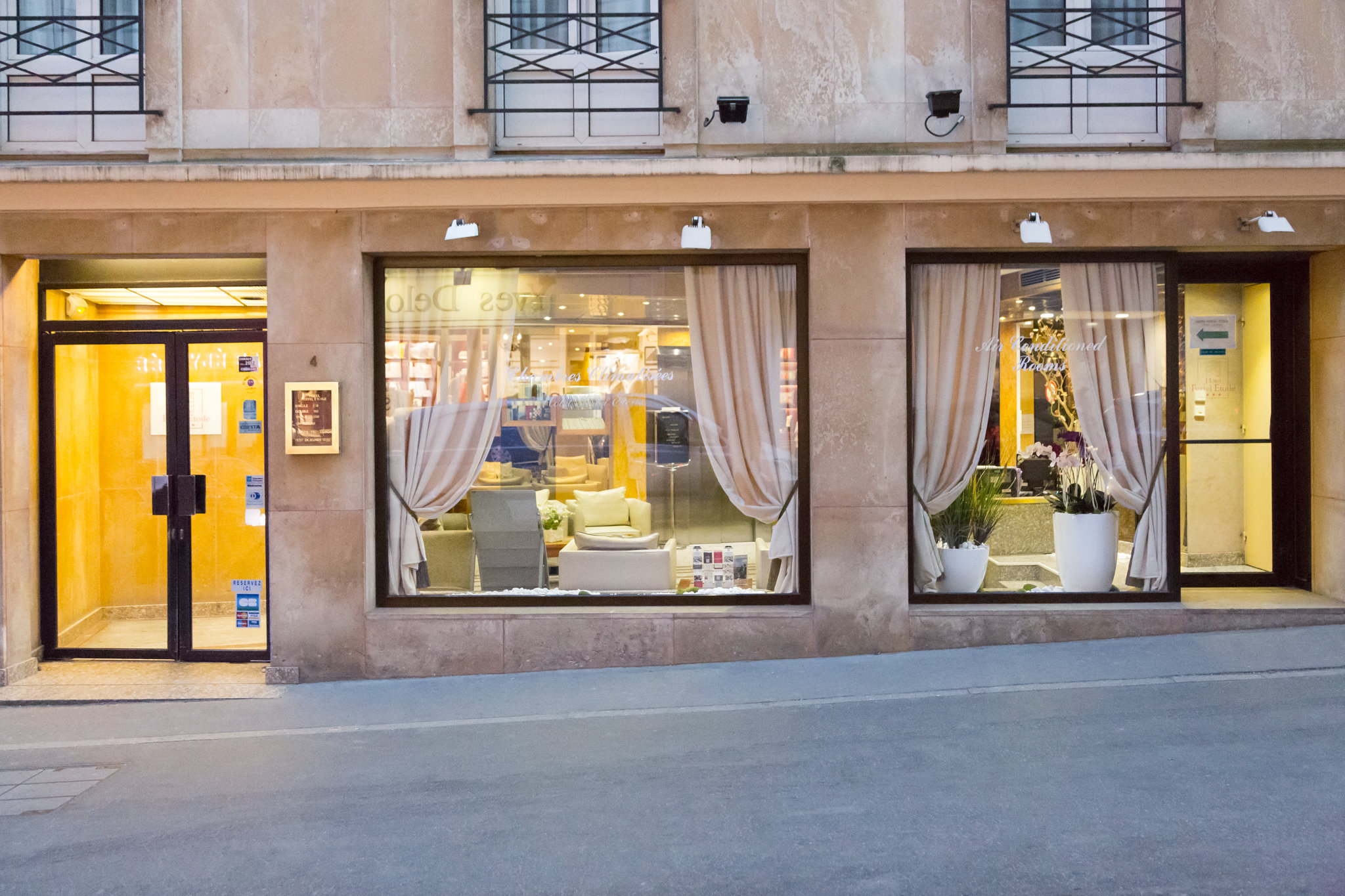Fertel Etoile Hotel