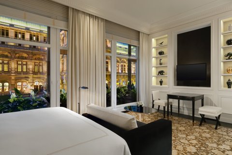 Suite Livingroom