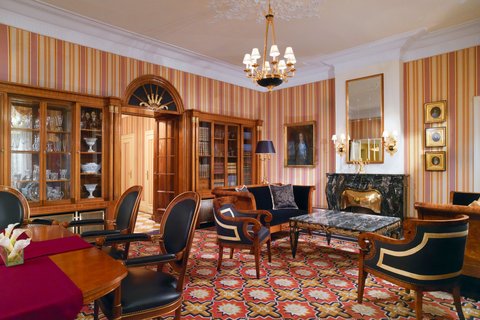 Prince of Wales Suite Library