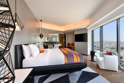King Cool Corner Suite