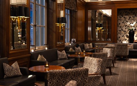 Bellevue Bar - First American Bar of Switzerland