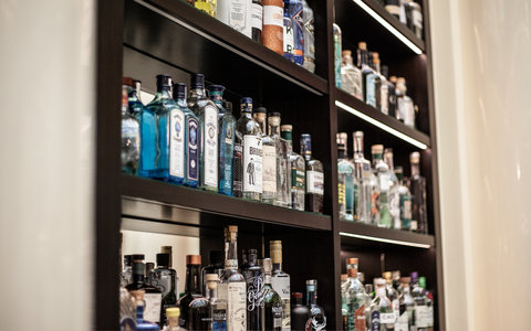 Le Lobby - with 99 types of gin and other imaginative creations