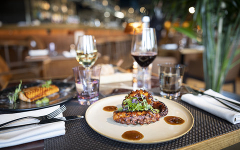 Noumi Bar & Grill - Where tastes of different cultures and countries meet