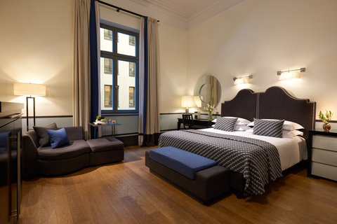 RFH Hotel de Rome - Deluxe Courtyard View Room