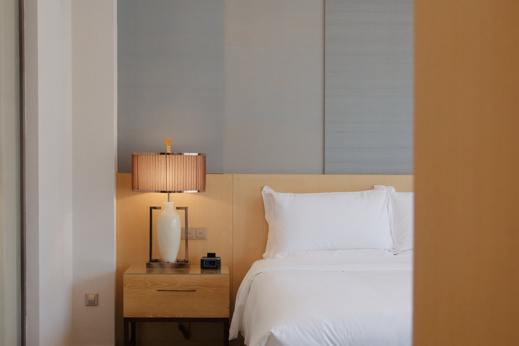 InterContinental Hotels HEILONG LAKE Room Type - 1 Bedroom Suite Club Lounge Access Balcony