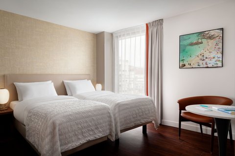 Twin bedroom Family Suite