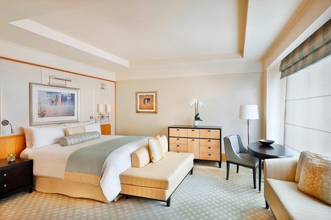 Premier Room