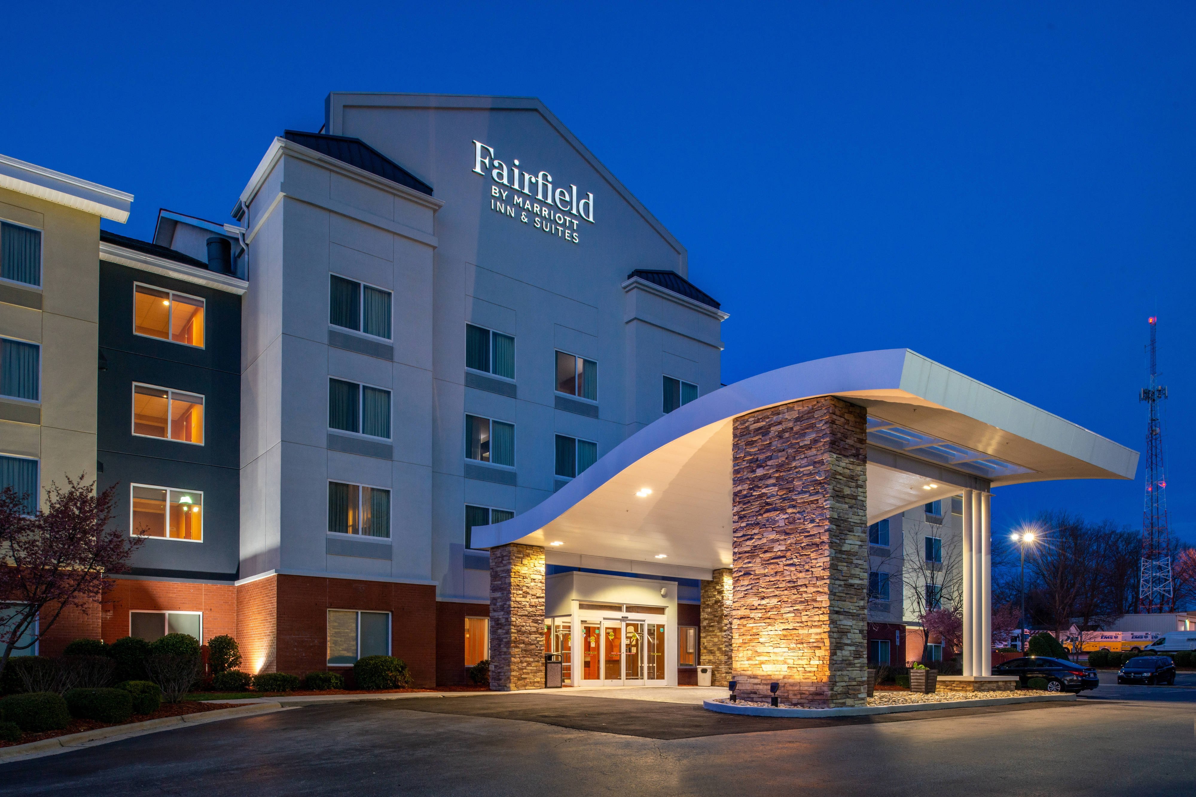 Fairfield Inn & Suites Greensboro