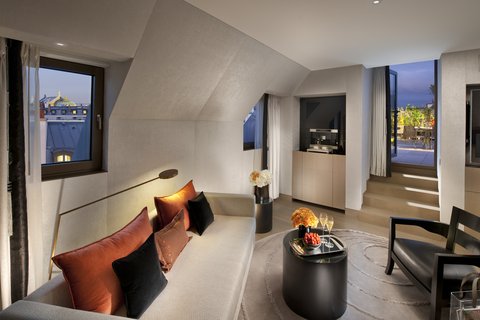 Panoramic Suite Living Room and terrace