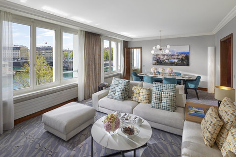 River View Deluxe Suite - Living Room