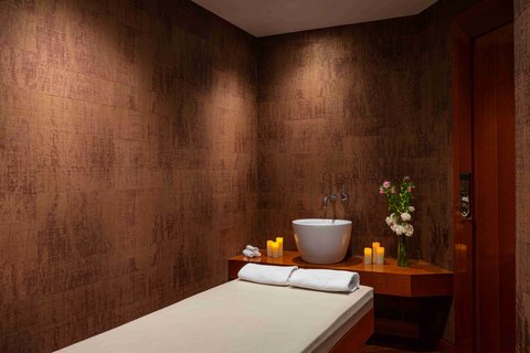 Penthouse Terrace Suite - Massage Room