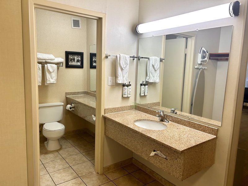 Holiday Inn SPEARFISH-NORTHERN BLACK HILLS