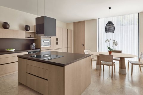 The Villa - Kitchen