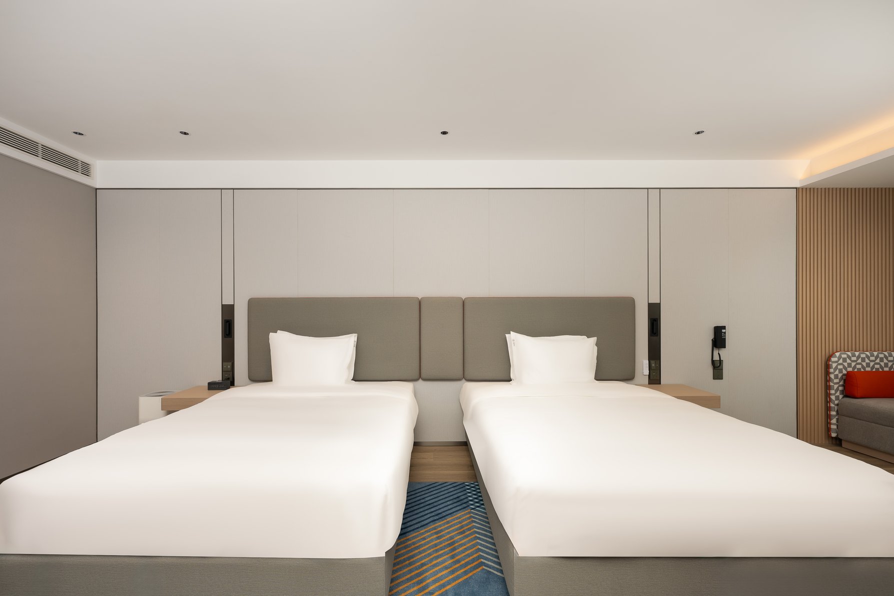 Holiday Inn Express NANJING RIVERSIDE Room Type - 2 Double Standard