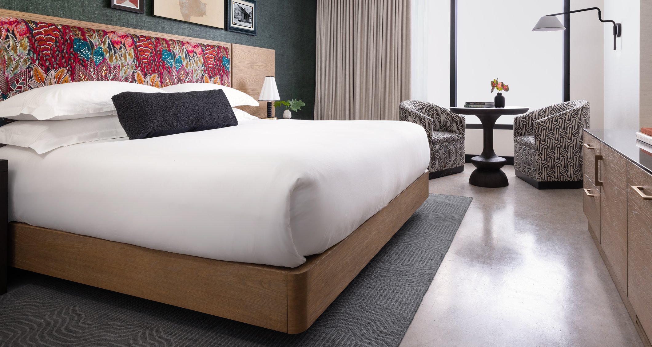 Kimpton SANTO Room Type - 1 King Mobility Accessible Roll In Shower