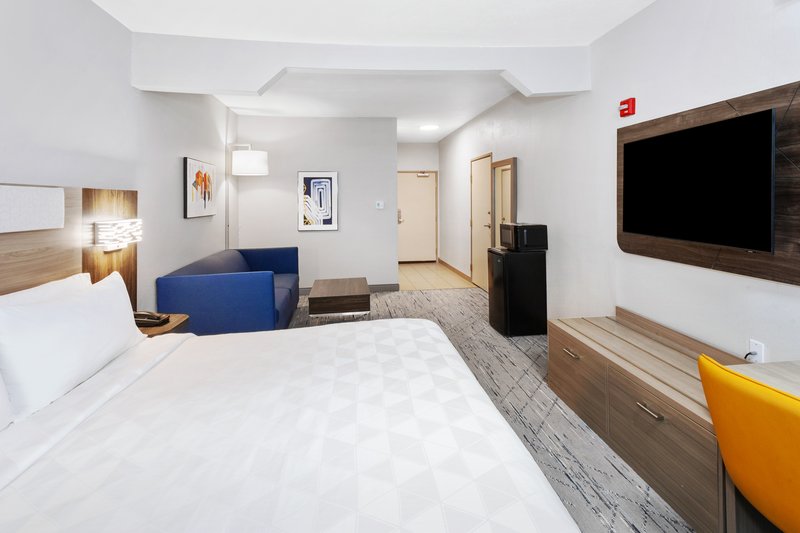 HOLIDAY INN EXPRESS CARMEL