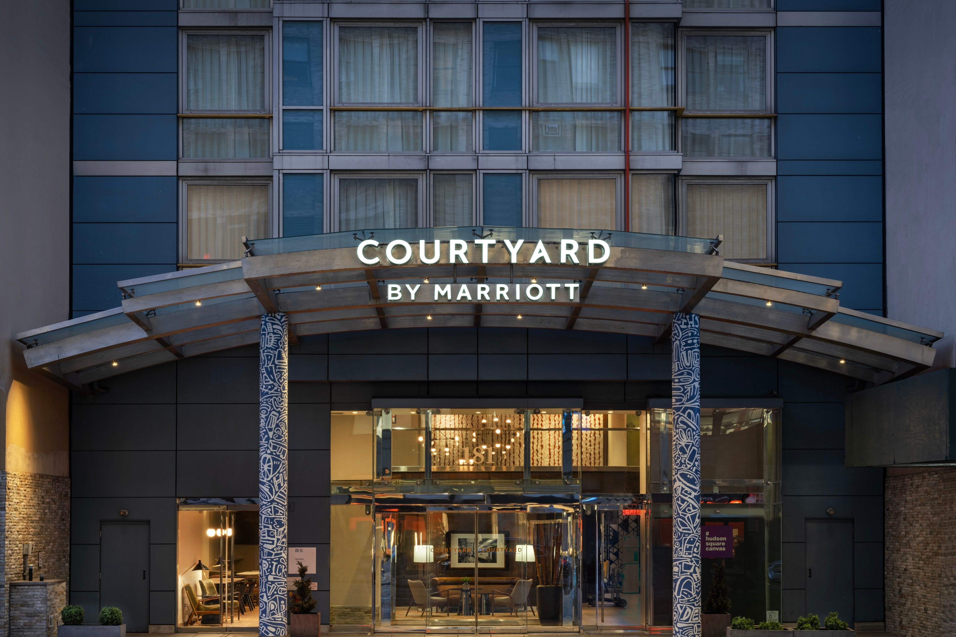 Courtyard New York Manhattan/SoHo