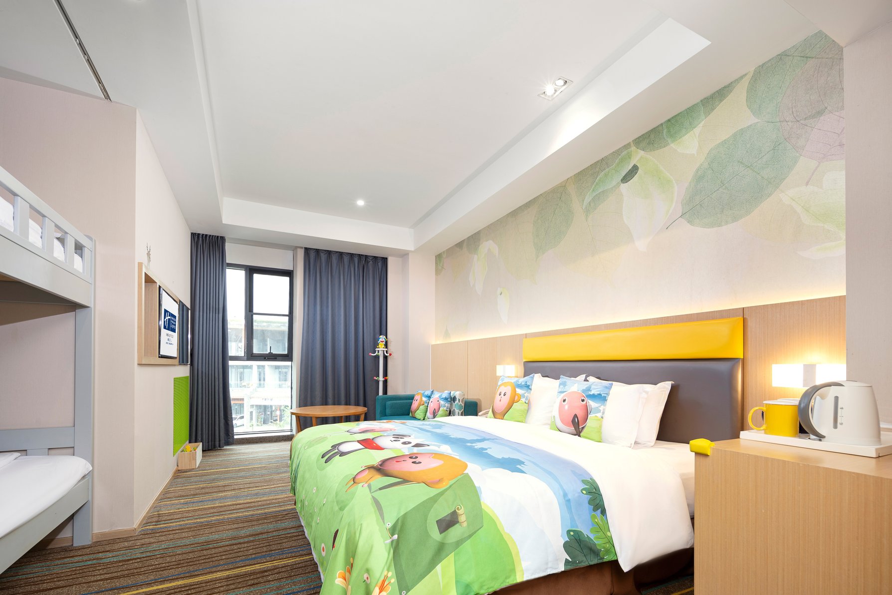 Holiday Inn Express Emei Mountain Room Type - 1 King 1 Bunk Standard Garden View