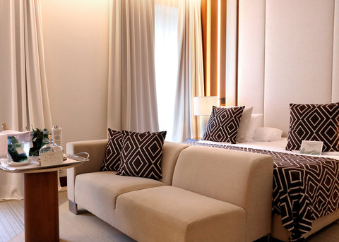 Premium Suite