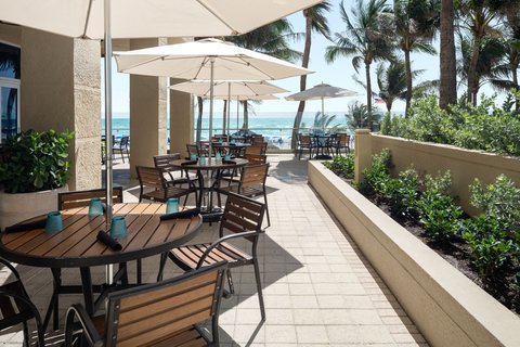 Ona Coastal Cuisine - Outdoor Seating