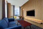 Sky Loft, 1 Bedroom Larger Suite, 1 King, Urban view, High floor
