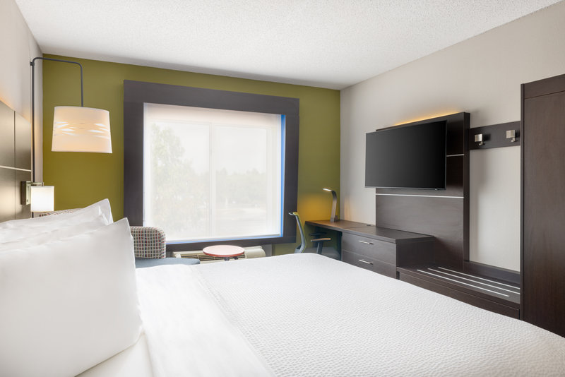 HOLIDAY INN EXP STES SPRING