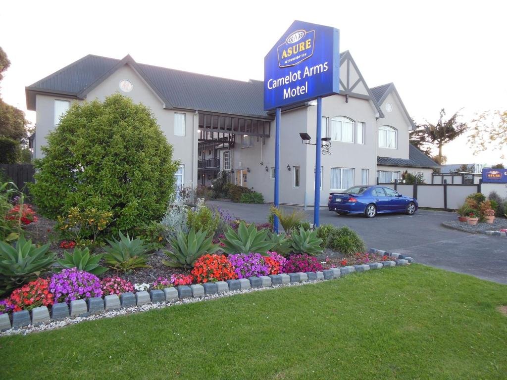 Camelot Arms Motor Lodge