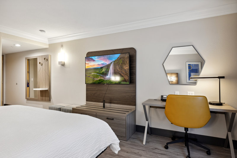 HOLIDAY INN EXP STES VACAVILLE