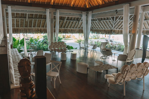 Lobby-Lounge