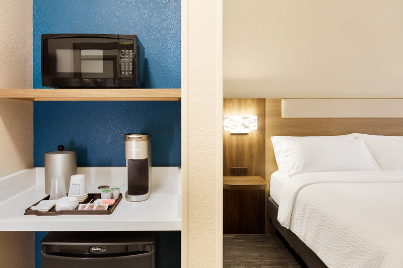 Holiday Inn Express and Suites Charlottesville – Rukersville