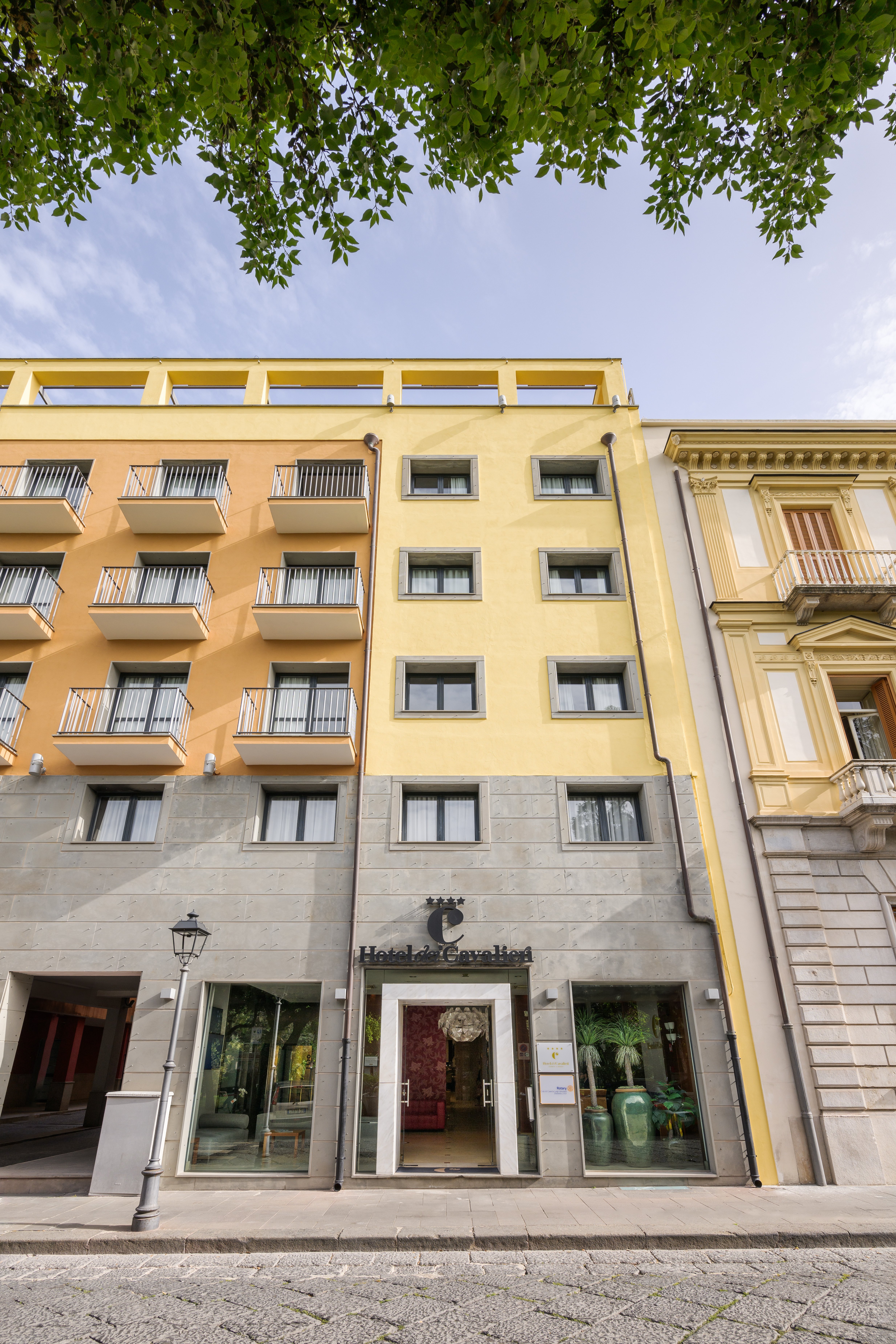 Hotel Dei Cavalieri Caserta - La Reggia