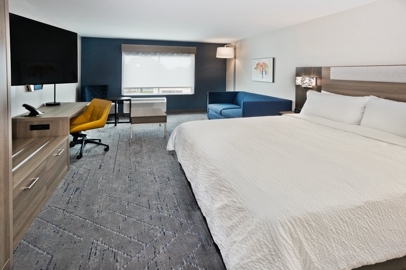 Holiday Inn Express Columbus – Fort Benning Area