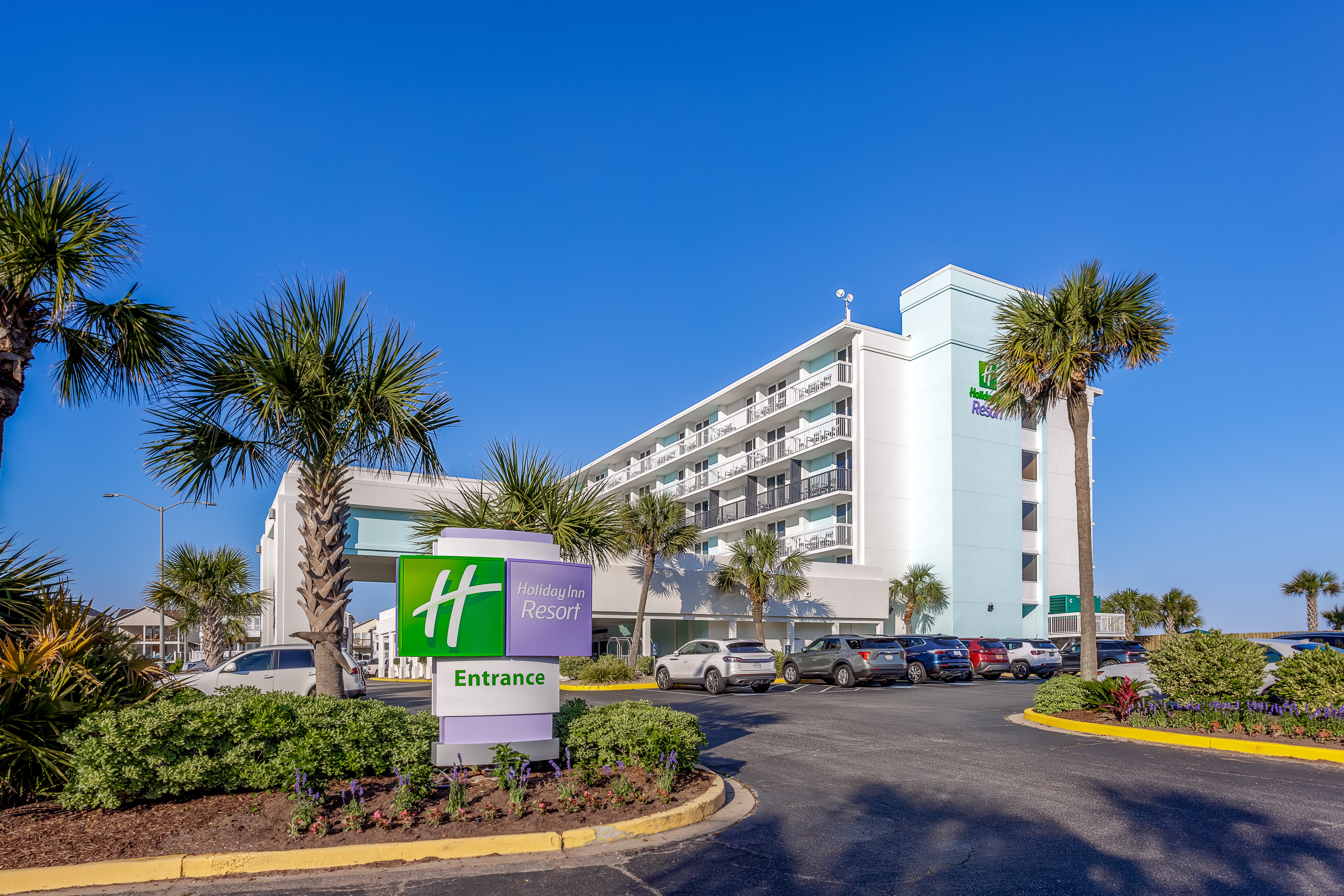 Holiday Inn Resort Oceanfront-Surfside