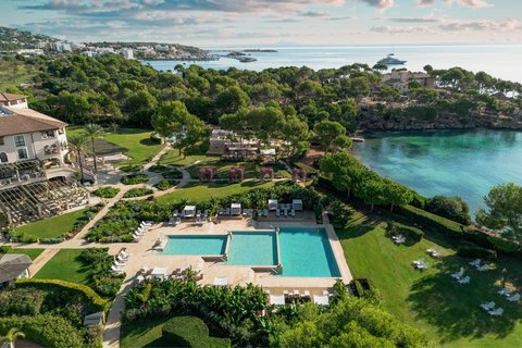 Lateral Resort Pool - Porto Portals Views
