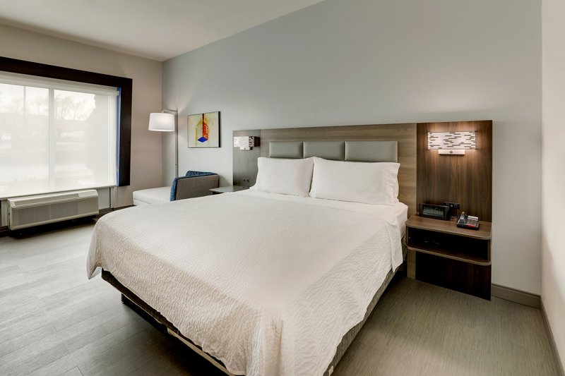 HOLIDAY INN EXP STES RICHMOND